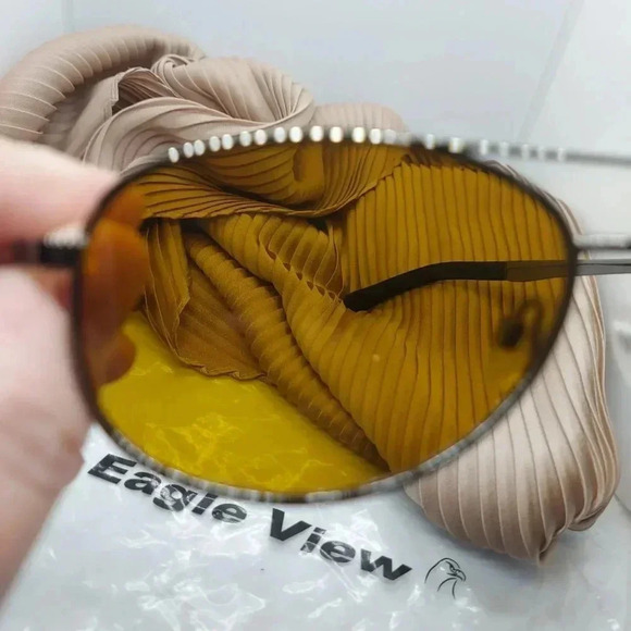 Eagle View Aviator Hinge Polarized  Lens Day/Night Vision Driving Sunglasses - Picture 4 of 10